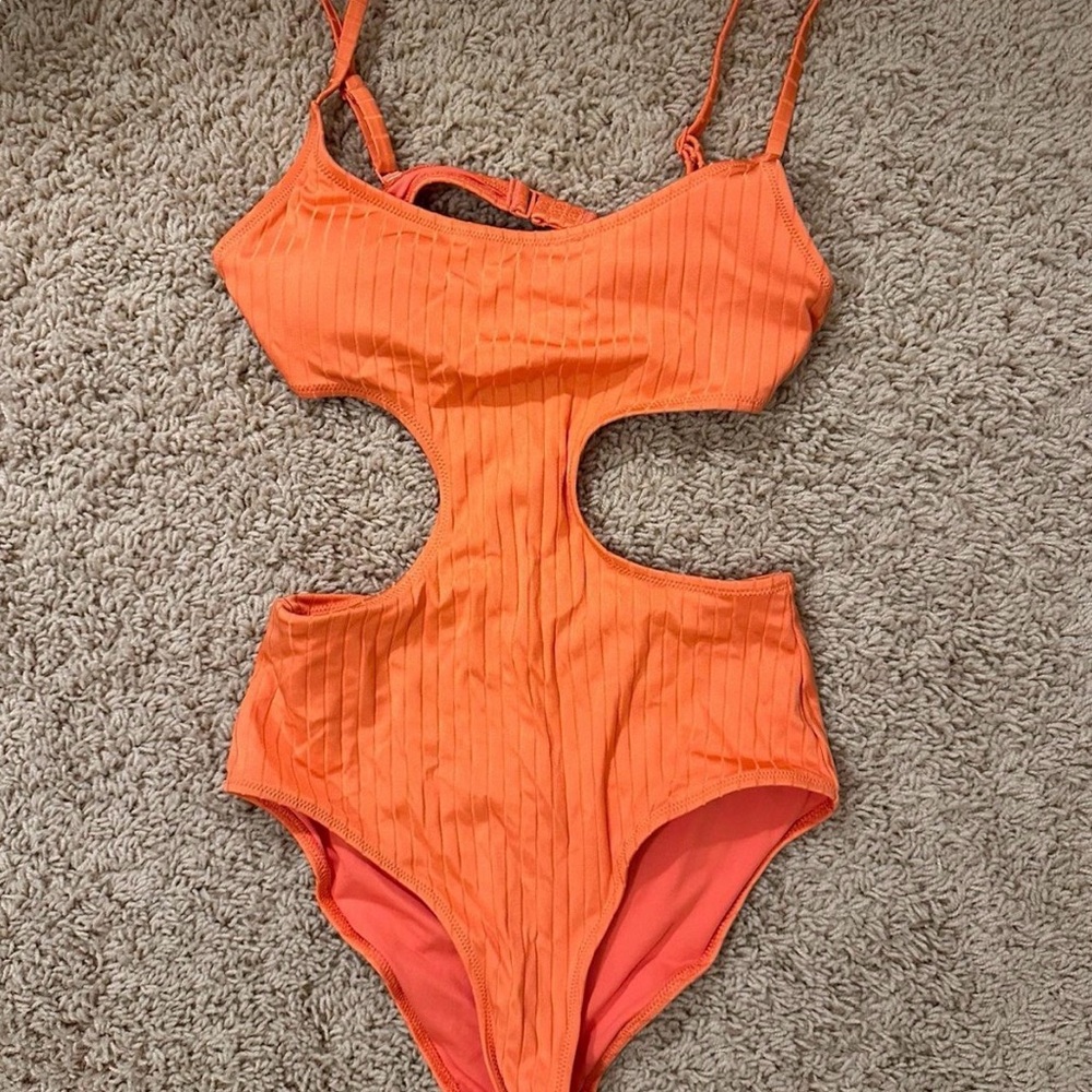 Ribbed Cutout One-Piece Swimsuit in Bright Orange